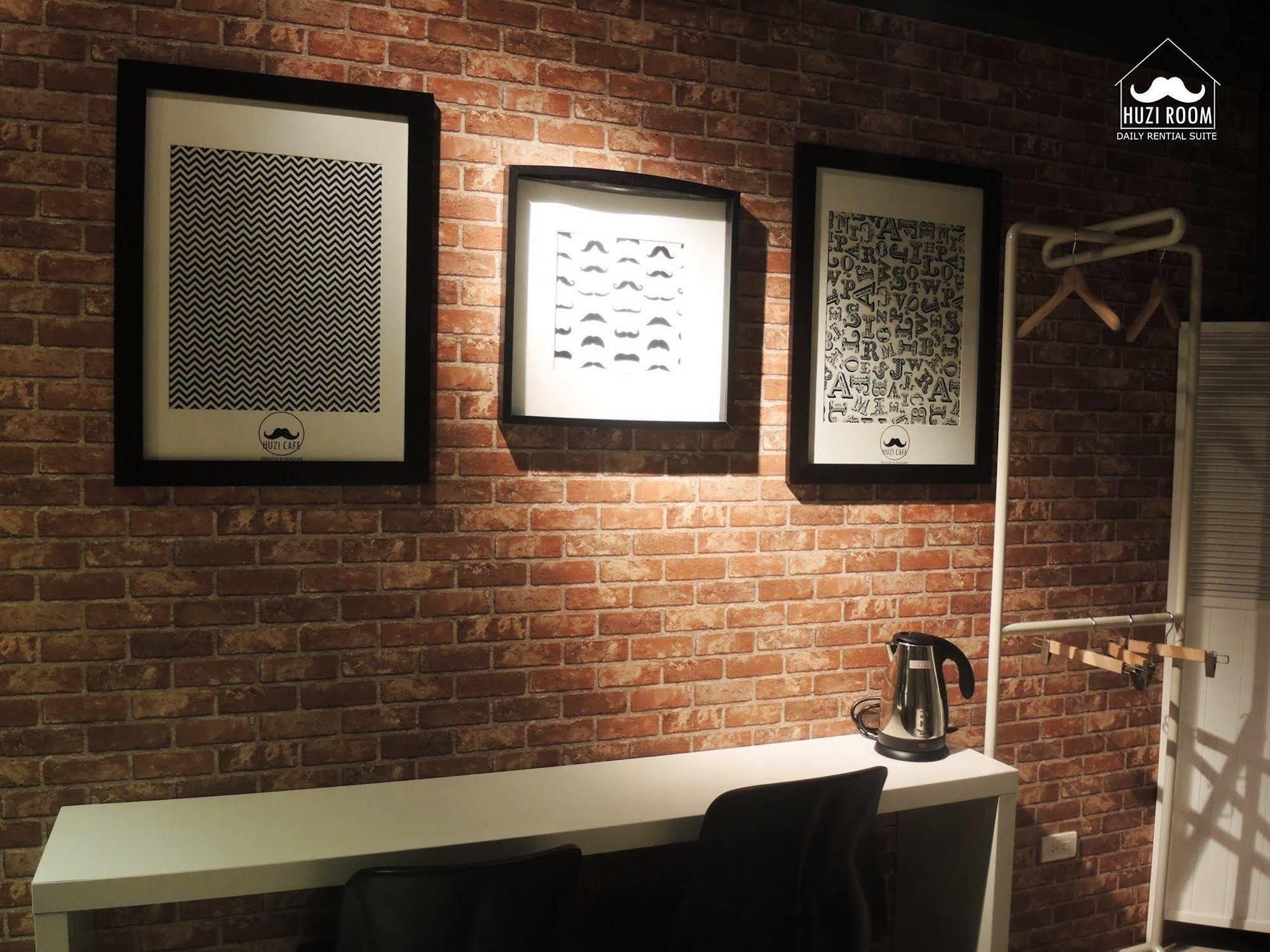 Huzi Room Tainan Esterno foto