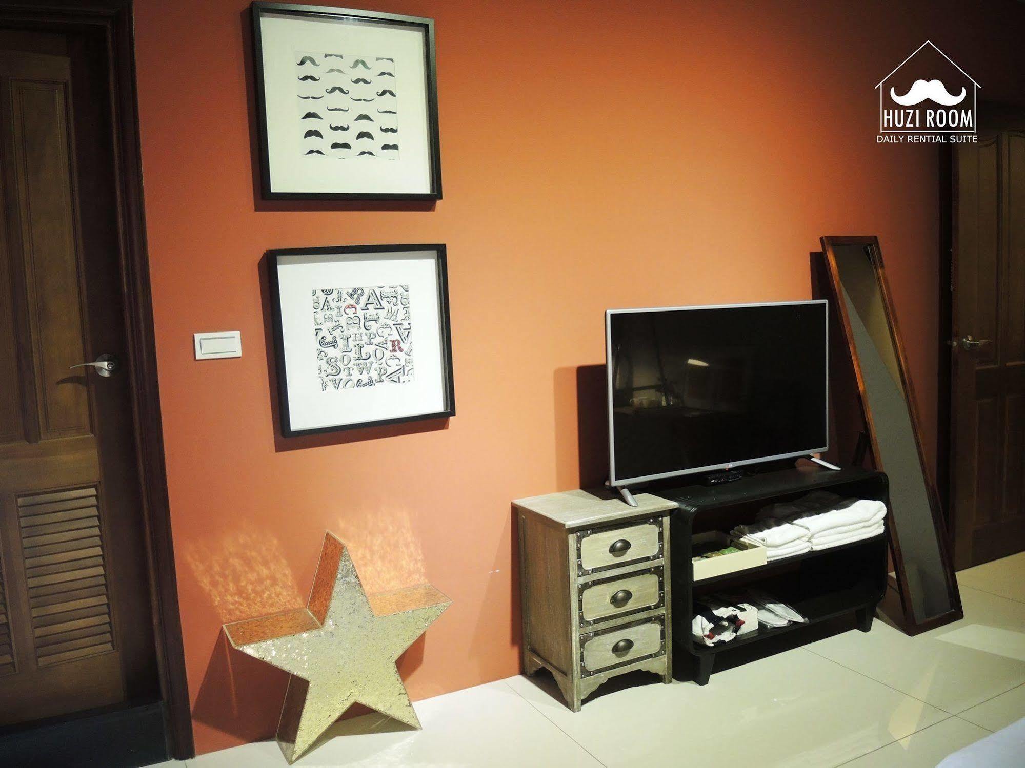 Huzi Room Tainan Esterno foto