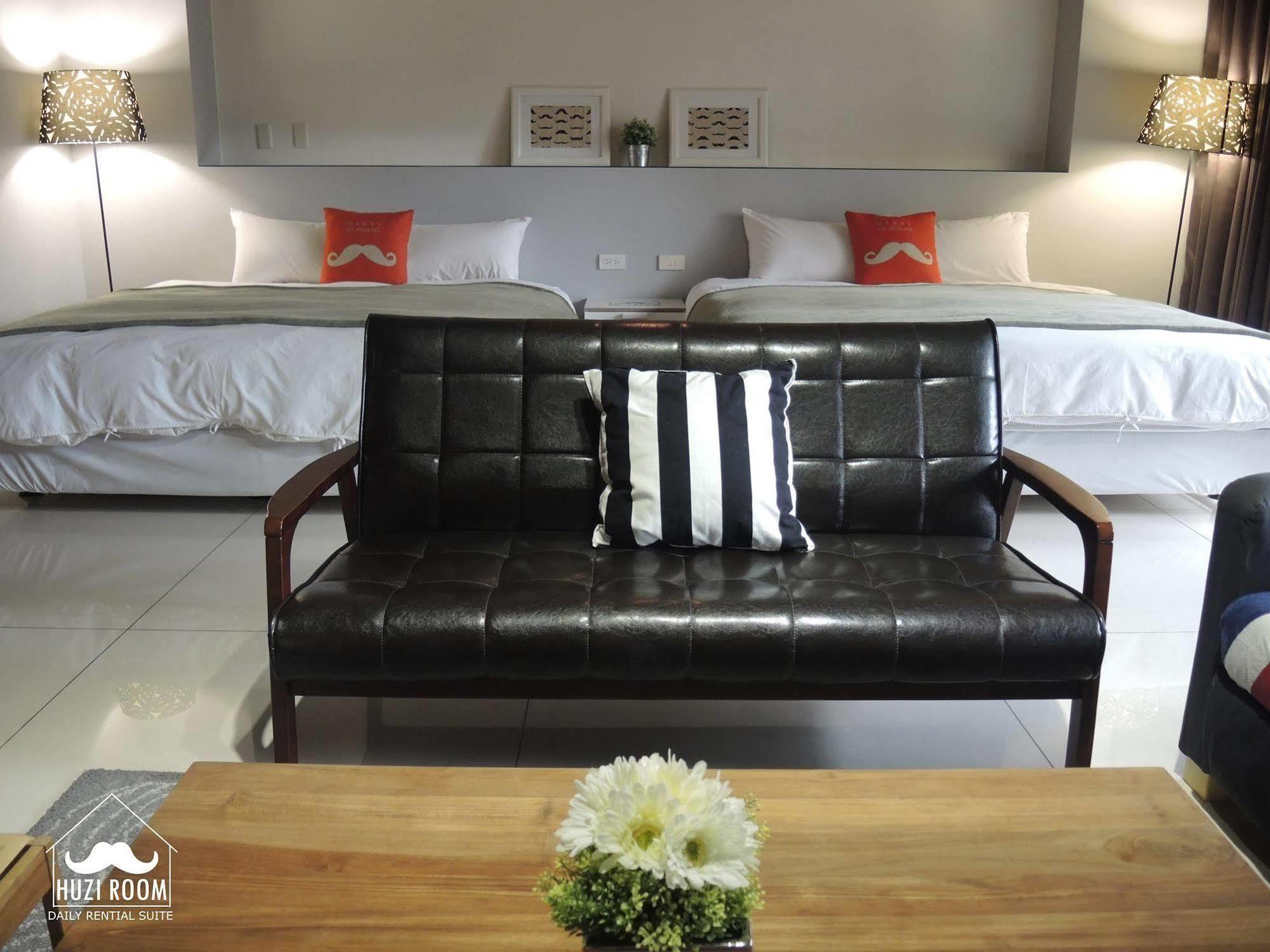 Huzi Room Tainan Esterno foto